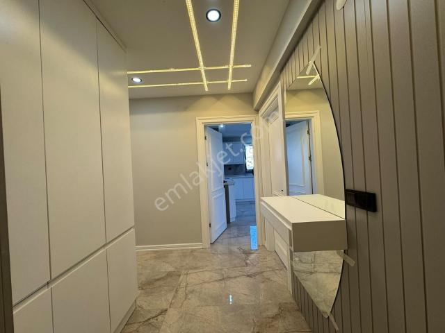 Canik'te Muhteşem Deniz Ve Doğa Manzarasına Sahip Satılık 3+1