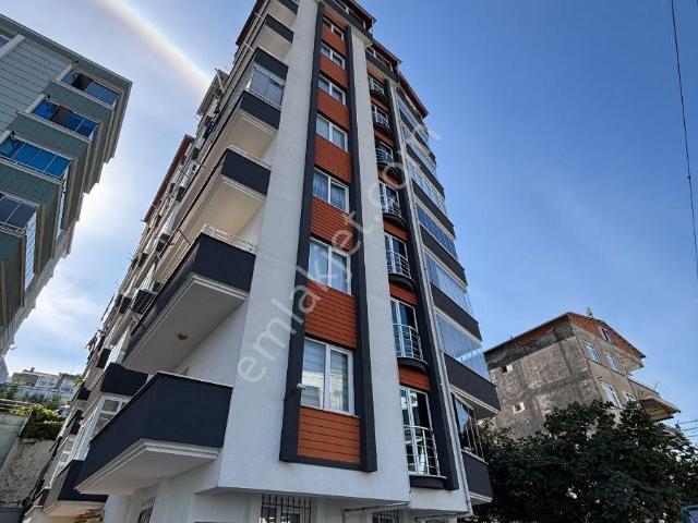 Canik'te 4+2 Asansörlü Dubleks Satılık Daire