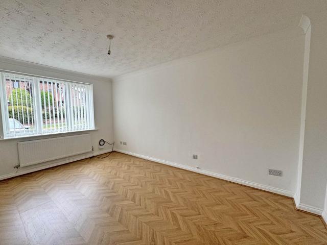 Canisp Close, Chadderton