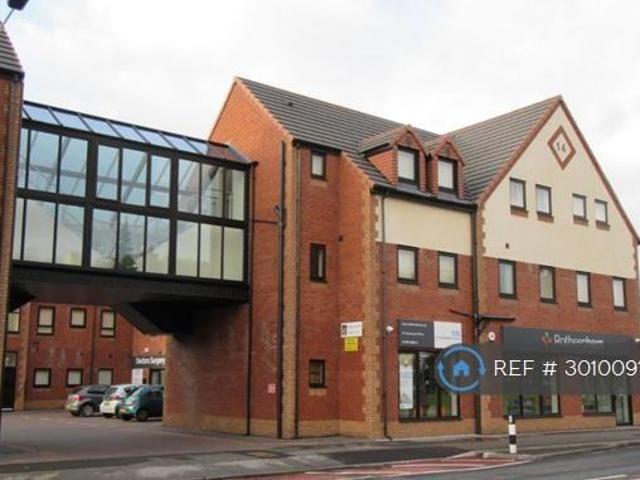 Canklow Road, Rotherham, S60 2 bed flat to rent £750 pcm £173 pw