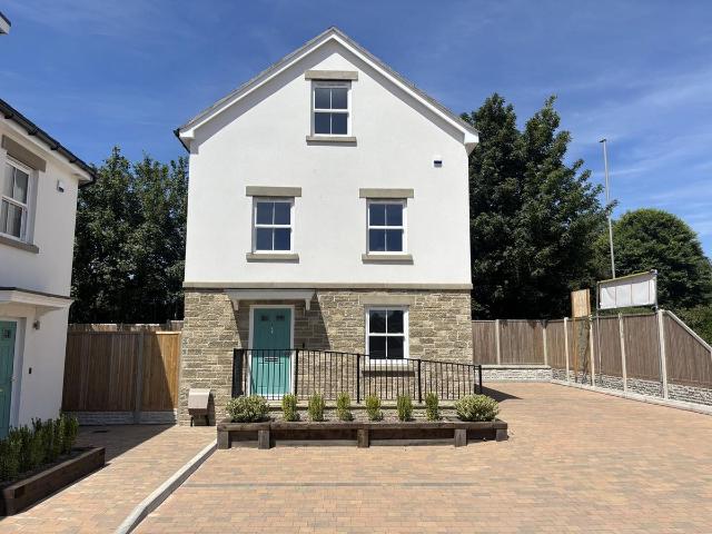 Cann Gardens, Shaftesbury SP7, 5 bed property to rent, £1,950 pcm | PrimeLocation