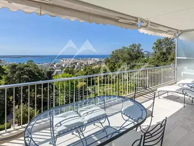 Cannes 06400 Achat / Vente appartement 3 pièces t3