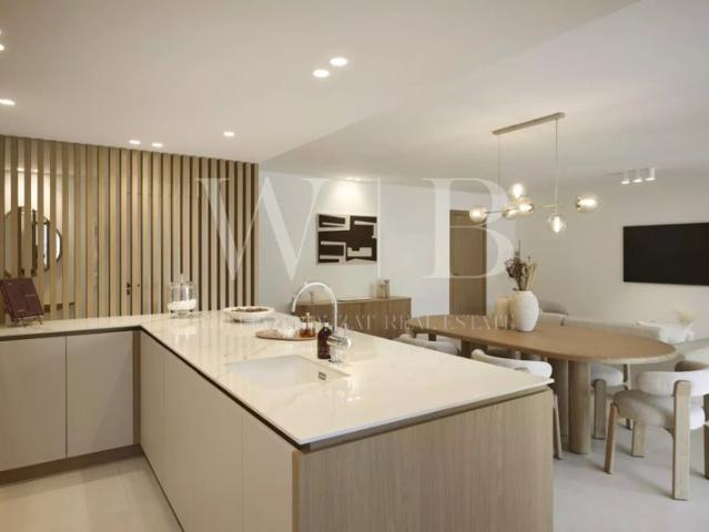 Cannes, 100 mètres Croisette Exceptionnel 4 Pièces contemporain s'ouvrant sur 75 m² de terrasse