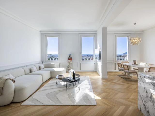 Cannes 4 Pieces Vue Mer 175m² Cannes
