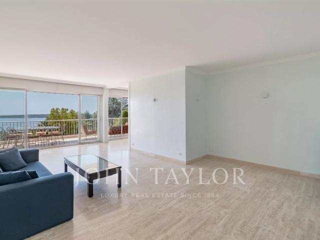 Cannes Californie Vue mer panoramique 102m² Cannes