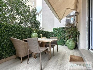 CANNES CENTRE BANANE T3/T4 DE 95M2 REFAIT A NEUF AVEC TERRAS