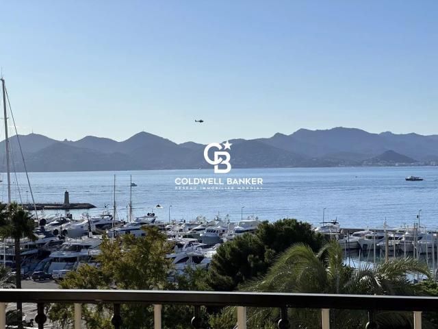 Cannes croisette vue mer panoramique 140 m2 140m² Cannes