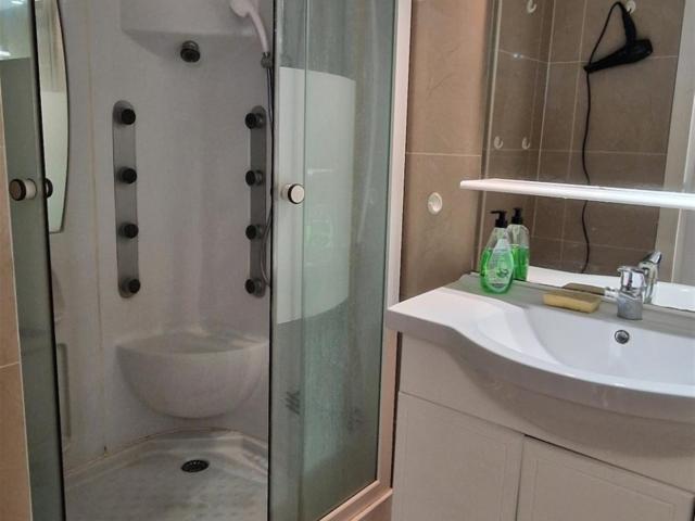 CANNES à vendre 2 pièces de 51 m2 avec terrasse Ouest en éta. 51m² Cannes