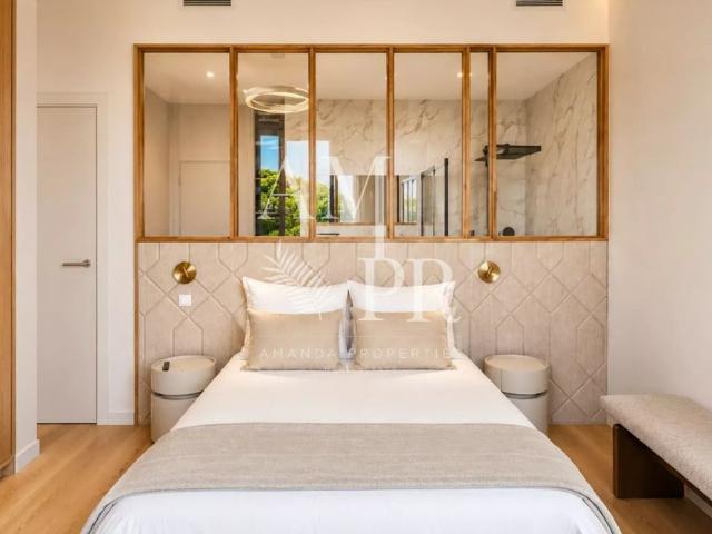 CANNES – BOULEVARD DU MIDI | BEL APPARTEMENT 4 PIÈCES DE 115 M² AVEC VUE MER