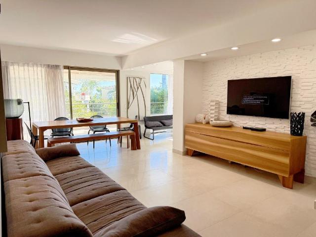 Cannes Bas Montfleury – Appartement 3P de 94 m², terrasse pl. 92m² Cannes