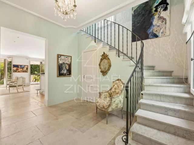 Cannes – Basse Californie – Élégante maison de caractère 232m² Cannes