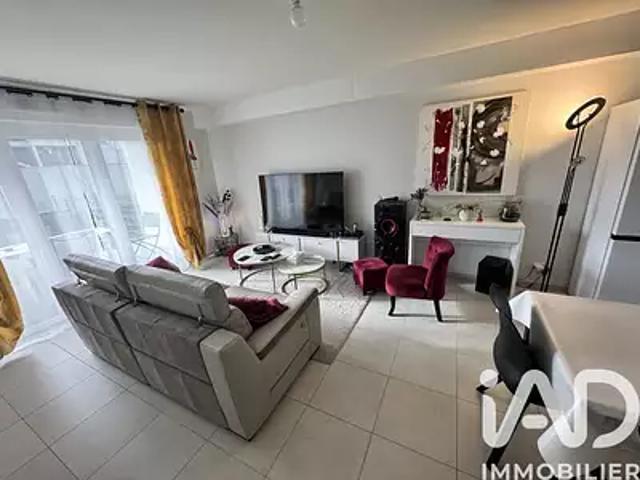Cannes Ecluse 77130 Achat / Vente appartement 4 pièces t4 terrasse parking