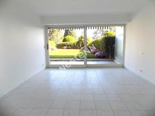 Cannes Location Croix des gardes Rez de jardin 110m² cave garage