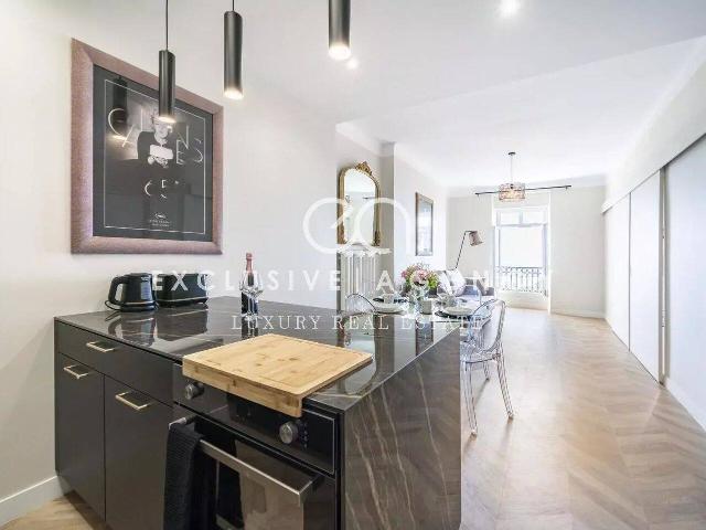 Cannes Location appartement 2 pièces avec vue mer