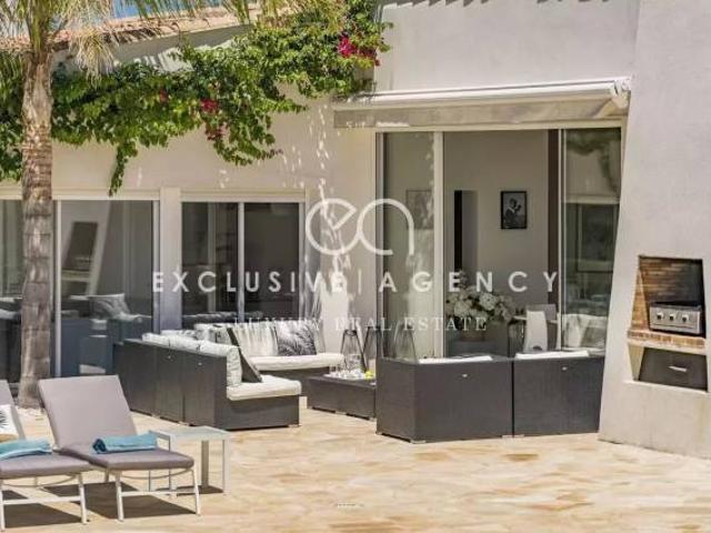 Cannes long term rental villa 7 rooms 284.68 m² and sea view