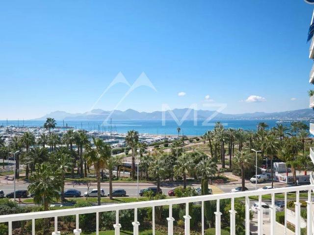 Cannes La Croisette Splendide Appartement Renove 3 Chambres. 99m² Cannes