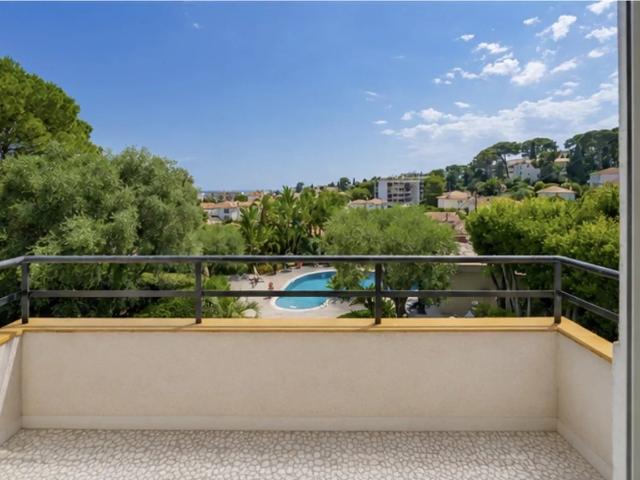 Cannes Le Cannet – Élégant appartement de caractère de 161. 161m² Cannes