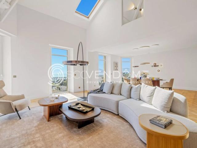 CANNES SPACIEUX DUPLEX 4 CHAMBRES VUE MER PANORAMIQUE A VENDRE