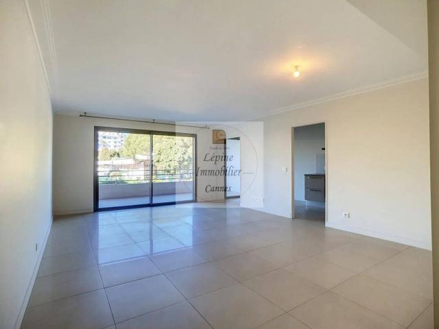 Cannes Palm Beach, 4P de 100m² avec double box