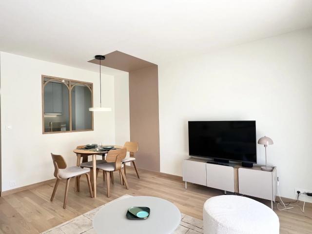 Cannes Palm Beach – Appartement 2 pièces Rénové avec Stati. 51m² Cannes