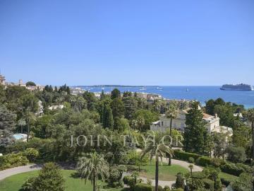 Cannes proche plages splendide appartement dernier étage vue. 197m² Cannes