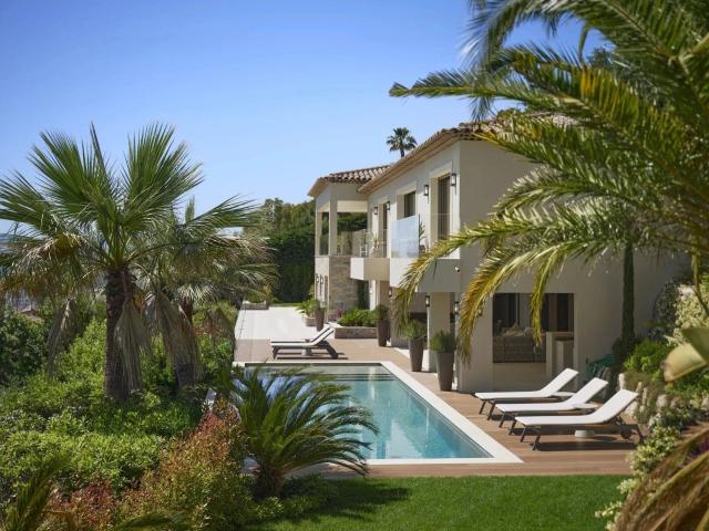 CANNES Propriété entièrement rénovée avec vue mer féerique 427m² Cannes