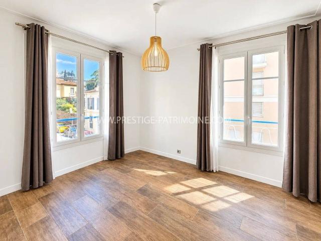 CANNES QUARTIER DES ANGLAIS