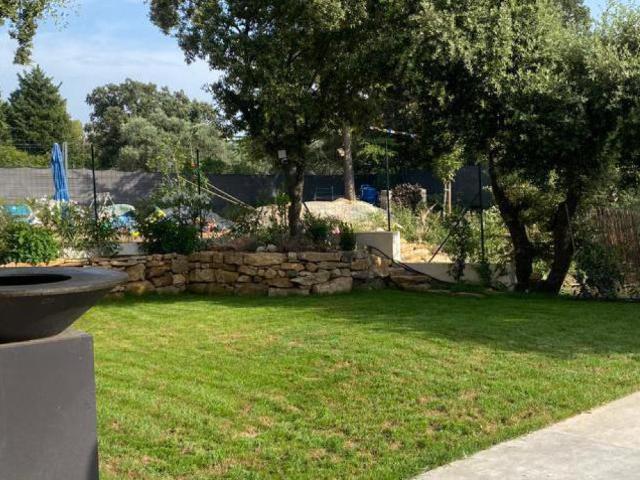 CANNES Très beau T2 en Rez de jardin