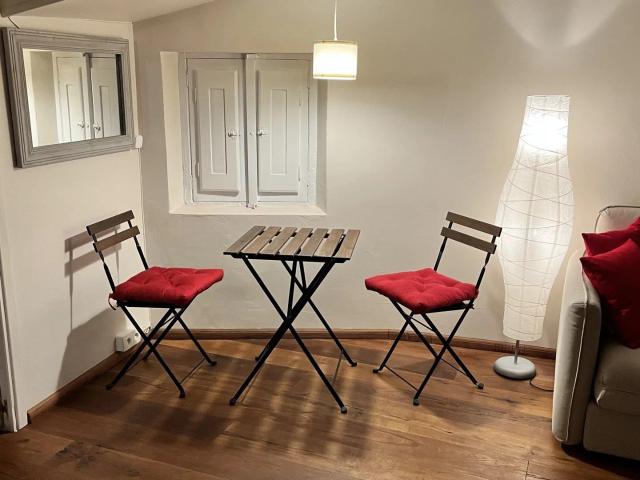 Cannes Vieux Port Studio avec coin nuit 19m² Cannes