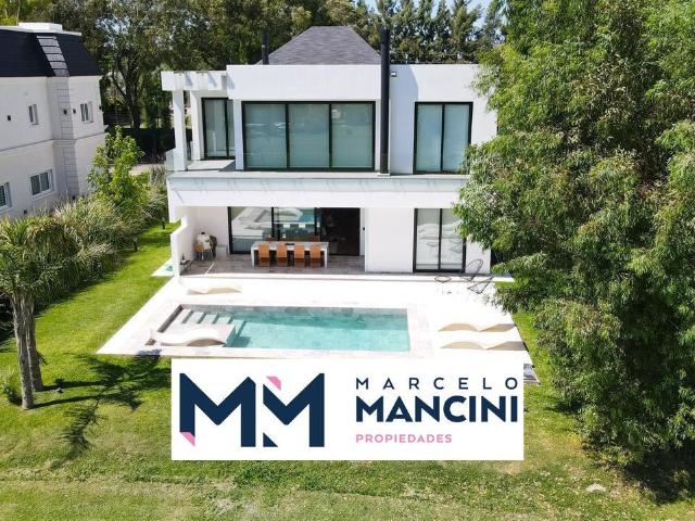 CANNING Casa en Saint Thomas Este Oeste Venta ? 325m?