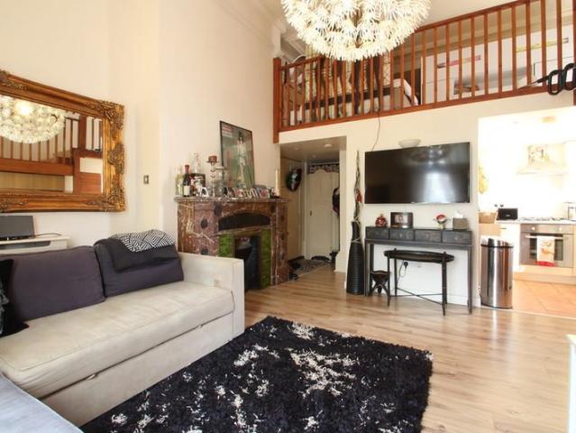Canning Road, Croydon, Croydon Studio to rent £1,250 pcm £288 pw
