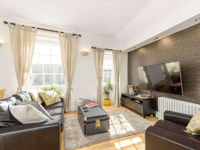 Canning Street Lane, Edinburgh, EH3 8ER