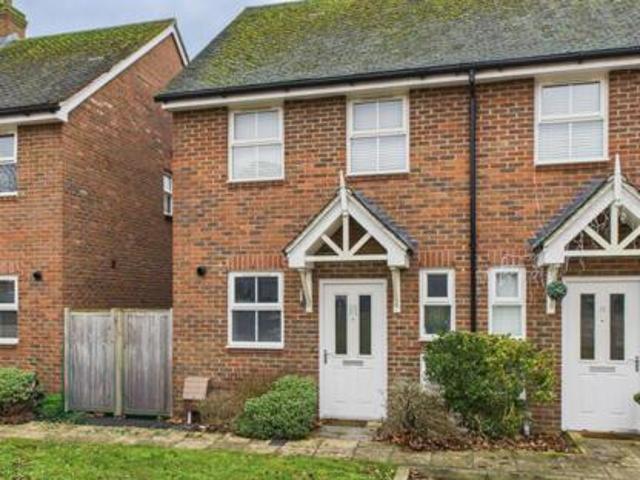 Cannon Close, Aylesbury, 2 Bedroom Terraced