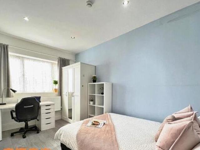 Cannon Hill Road, Coventry, 6 Bedroom House