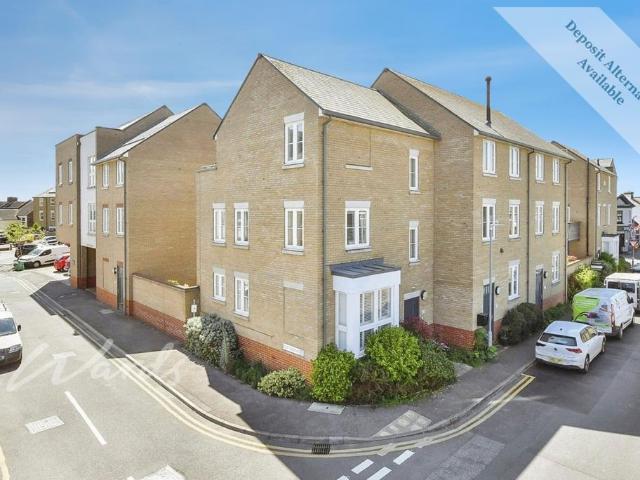 Cannon Street Deal CT14 3 bed end of terrace house to rent £1,500 pcm £346 pw