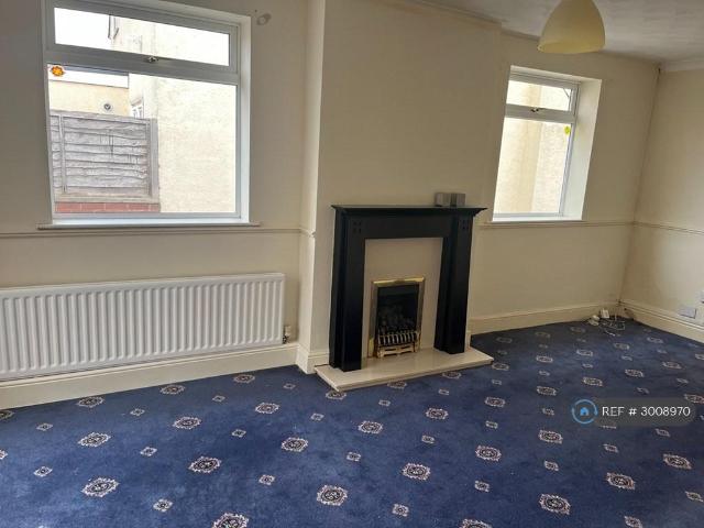 Cannock Road, Cannock, WS11 4 bed detached house to rent £1,295 pcm £299 pw