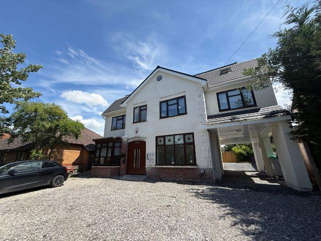 Cannock Road, Wolverhampton WV10, 1 bed flat to rent, £1,000 pcm | PrimeLocation