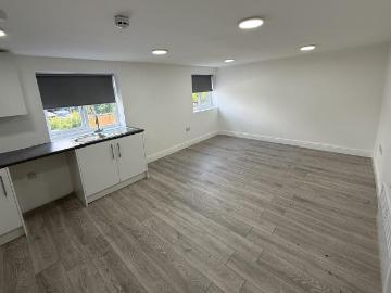Cannock Road, Wolverhampton, WV10 2 bed flat to rent £1,000 pcm £231 pw