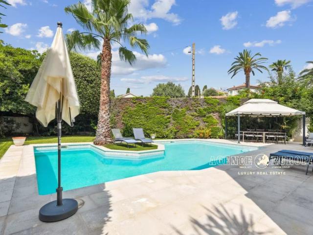 Cannes Basse Californie Villa Art Deco 320m² Cannes