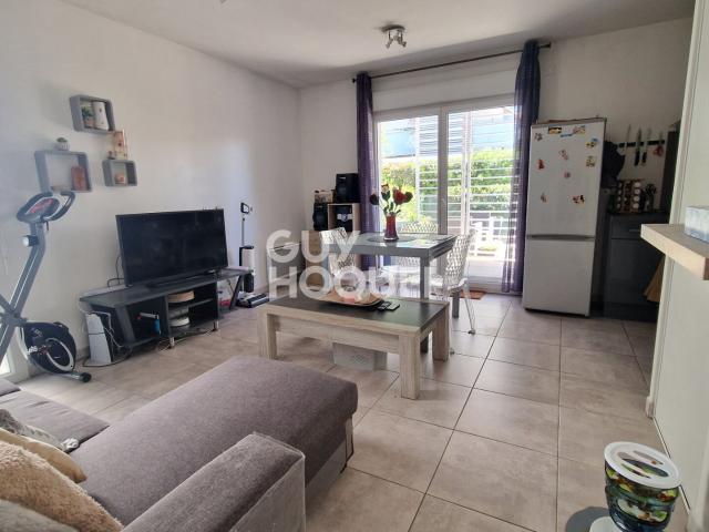 Canohes Charmant T2 de 43 m² lumineux avec jardin et 2 place. 44m² Canohès