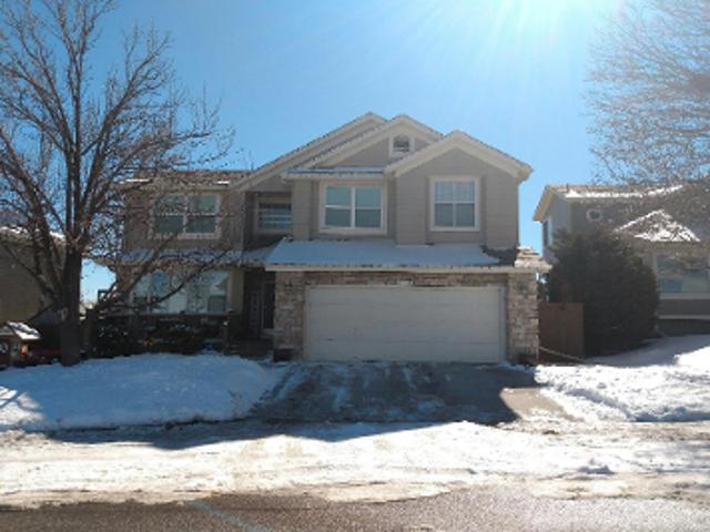 Canongate Ln