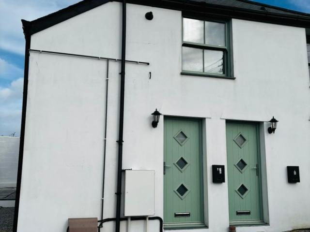 Canonstown, Hayle TR27, 2 bed flat to rent, £995 pcm | PrimeLocation