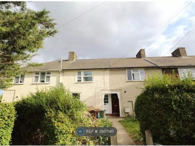 Canonsleigh Road, Dagenham RM9, 3 bed terraced house to rent, £2,300 pcm | PrimeLocation