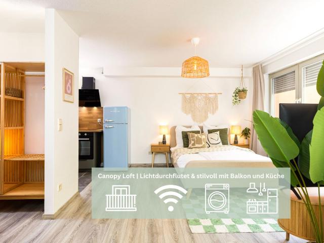Canopy Loft – Bright & Stylish Loft with Balcony Overlooking Nature, Dresden Amsterdam Apartments for Rent