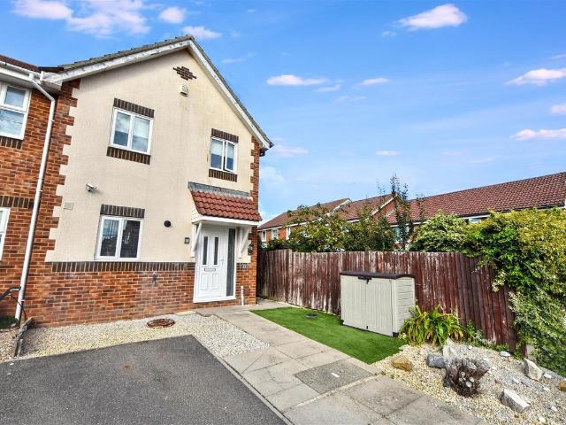 Caburn Close, Eastbourne BN23, 3 bed end terrace house to rent, £1,400 pcm | PrimeLocation