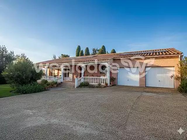 Cabannes 13440 Achat / Vente maison 5 pièces t5 terrasse