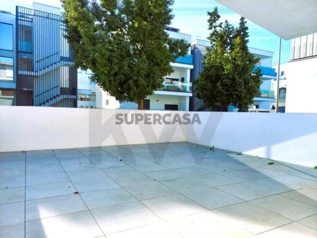Cabanas de Tavira, Apartamento novo, terraços, garagem box, piscina comum