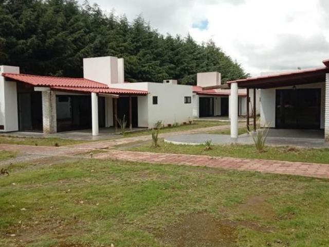 CABAÑA A 5 min de la MARQUEZA, olvídate del estrés!