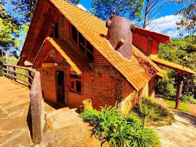 Cabaña en Mazamitla La Cofradía con vista al bosque ideal para inversión en Airbnb