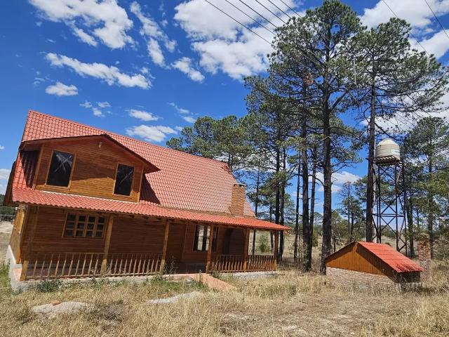 CABAÑA EN PARAISO DE LA SIERRA
